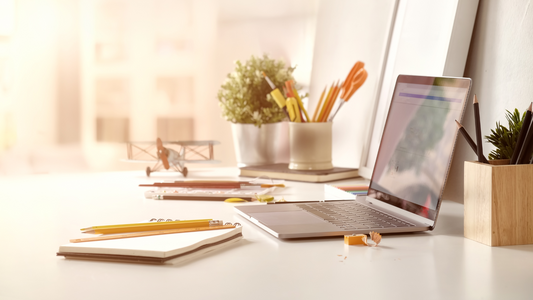 10+ Remote Jobs That Don’t Require Any Phone Calls